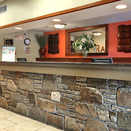 Ramada By Wyndham Asheville / Biltmore West מראה פנימי תמונה