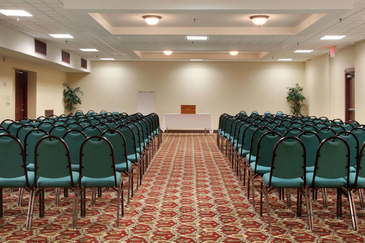 Ramada By Wyndham Asheville / Biltmore West מתקנים תמונה