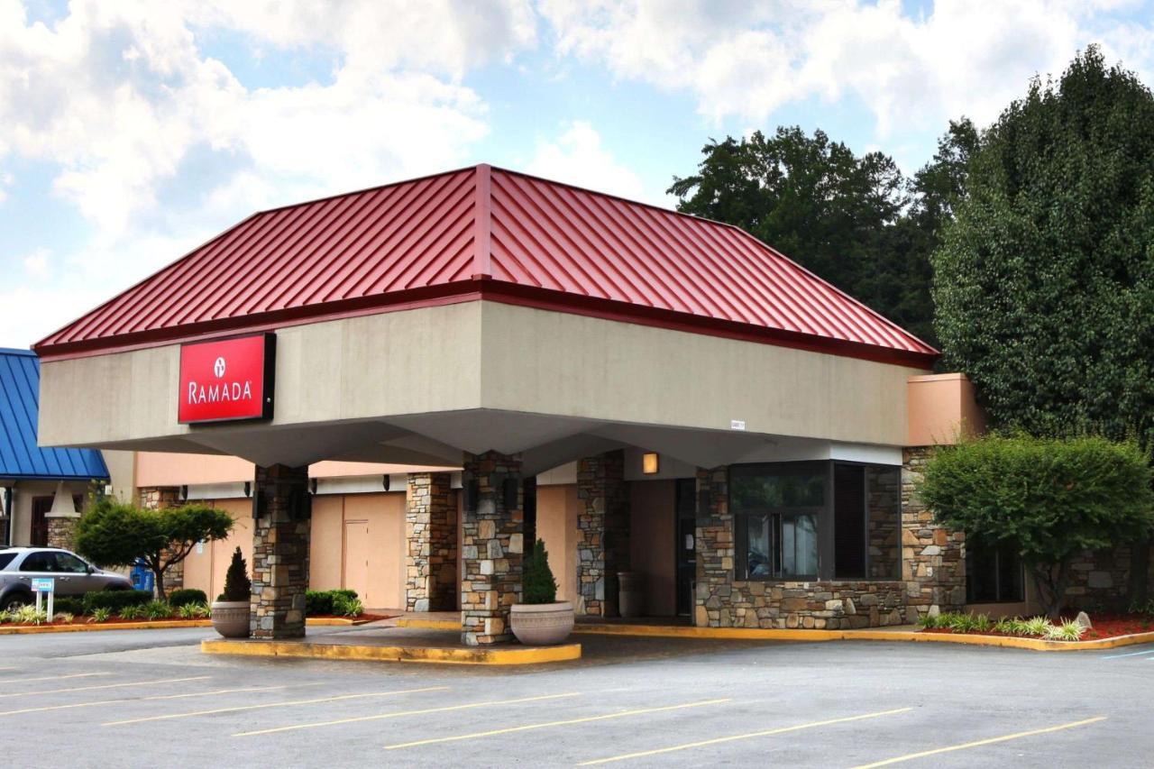 Ramada By Wyndham Asheville / Biltmore West מראה חיצוני תמונה
